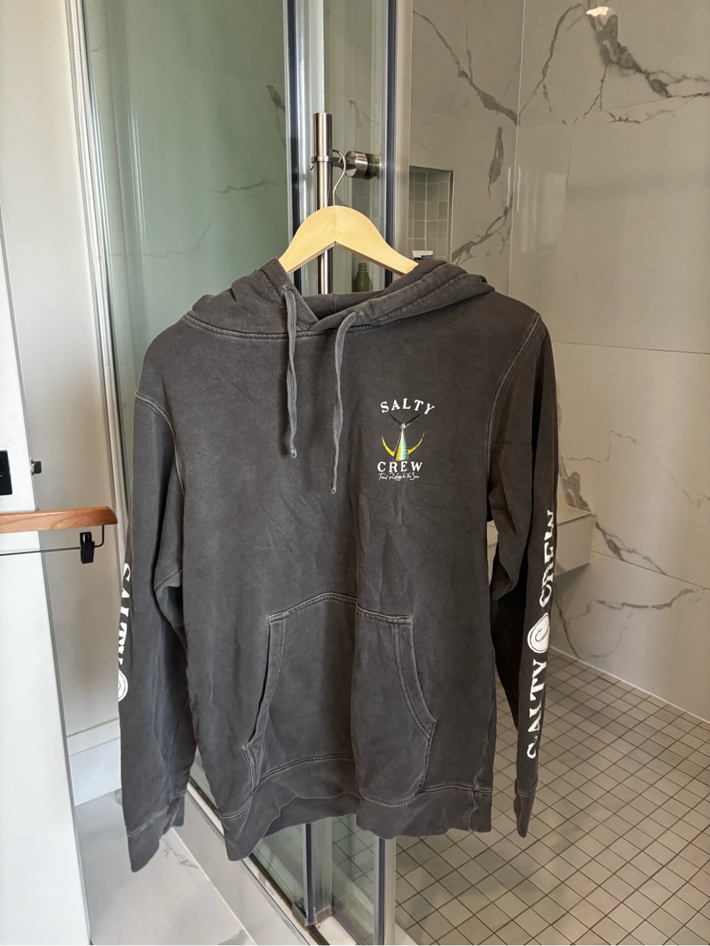 Salty Crew Vintage Wash Pullover Hoodie in Charcoal
